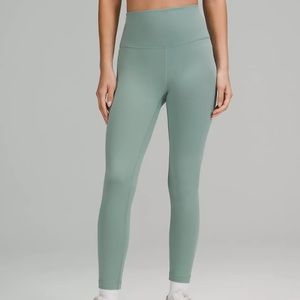 Lululemon Wunder Train